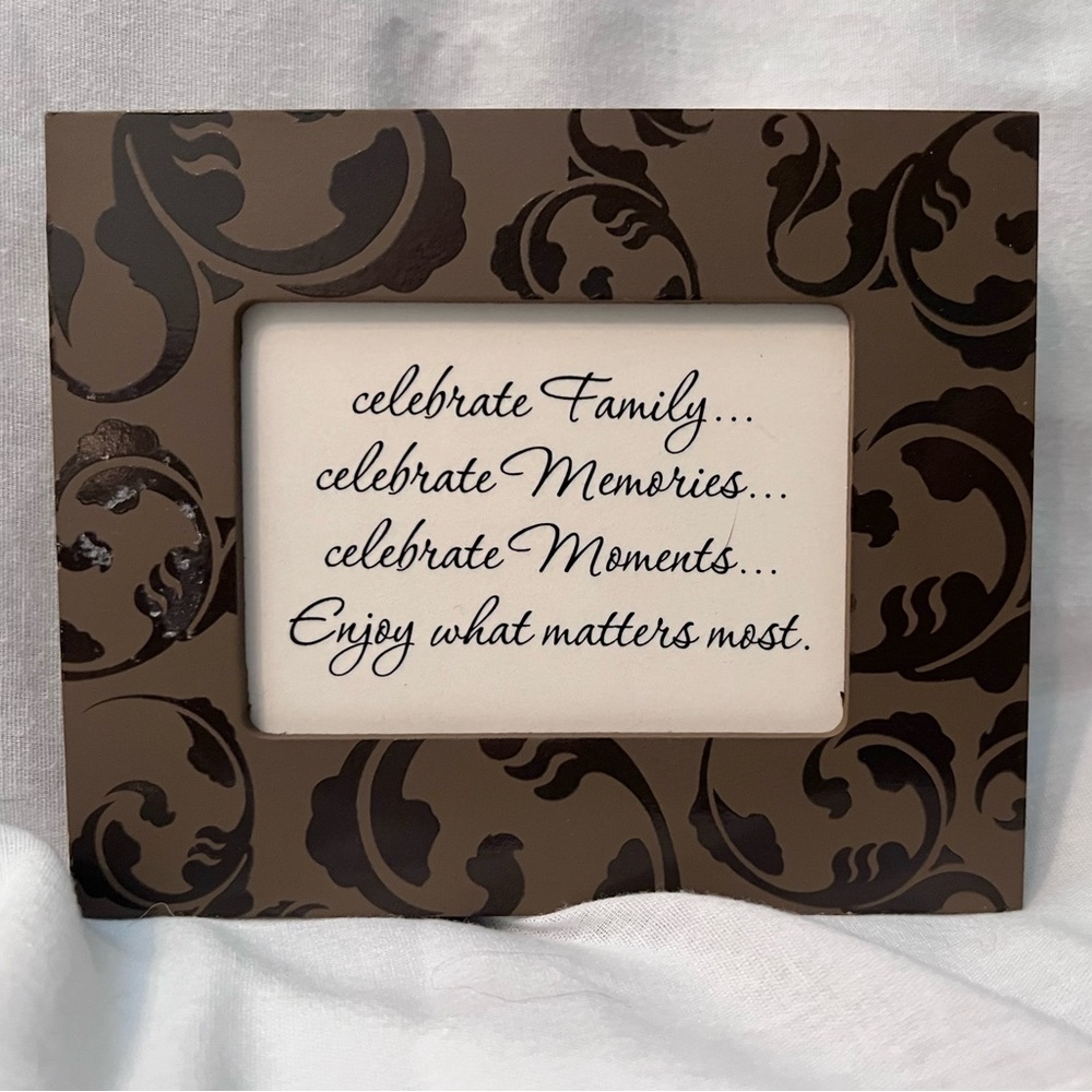 Mini Family Themed Wooden Sign Decor to Hang or Stand New Brown and Tan Color
